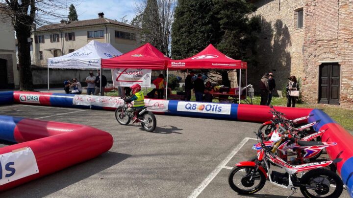 Il trial alla fiera dei Pom a Moj di Casalnoceto (Alessandria)